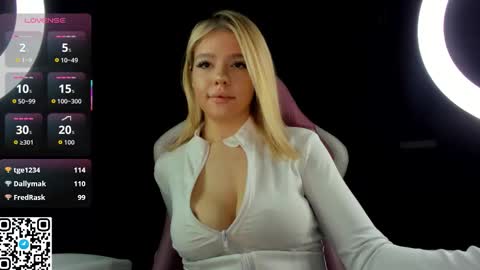 Anna online show from December 18, 2:38 am