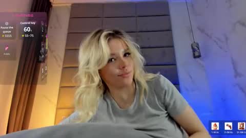 Anna online show from February 6, 7:01 am