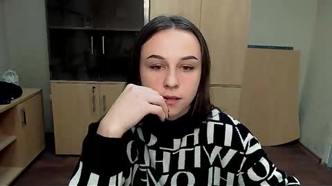 anna_sia_ online show from November 4, 2:55 pm