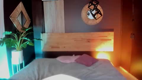 Anna online show from February 21, 6:36 am