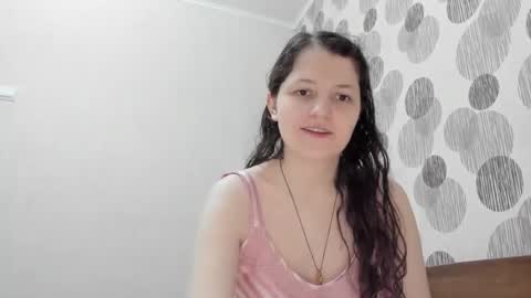 annaahcharm online show from December 2, 11:45 am