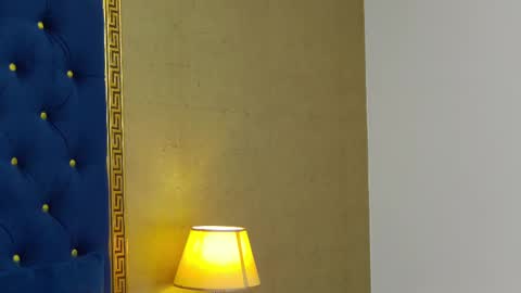 Anna online show from March 12, 6:11 pm