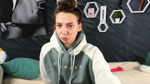 annabishop online show from January 31, 3:30 am