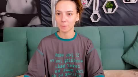 annabishop online show from February 12, 3:18 am