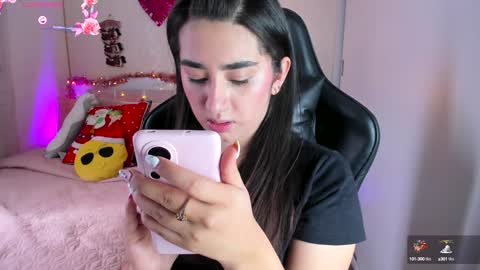 Snapshot of annadu011 chatting on December 20, 3:00 pm Annadu011 online show from December 20, 3:00 pm