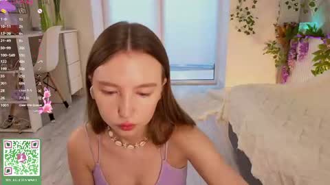 Holly Molly Im Polly online show from July 4, 10:11 am