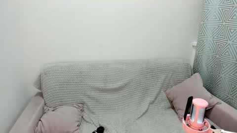 Snapshot of annamooree chatting on September 10, 2:39 pm im Sophie  online show from September 10, 2:39 pm