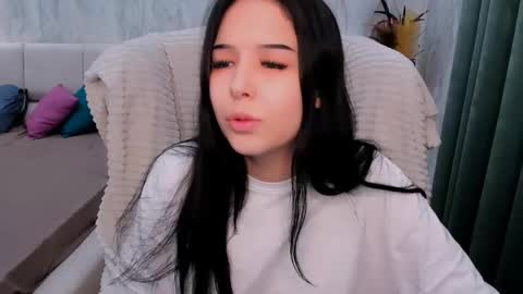 Anna online show from October 6, 11:16 am