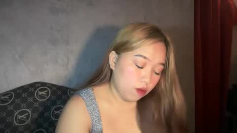 Anne online show from May 25, 7:57 pm