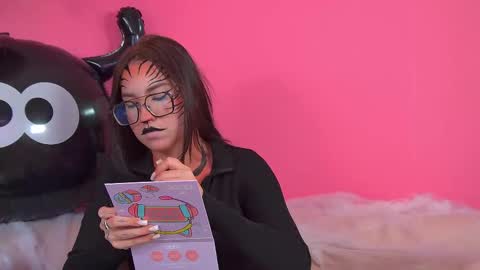 Anne online show from October 25, 7:16 am