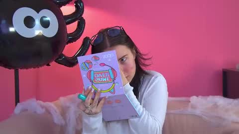 Anne online show from November 1, 6:28 am