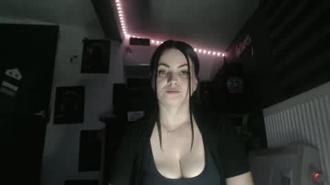Snapshot of annebellee69 chatting on October 7, 9:30 pm annebellee69 online show from October 7, 9:30 pm