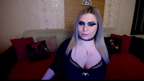 AnnessixReign online show from March 2, 7:19 pm