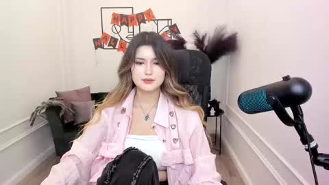 Snapshot of annetli chatting on October 19, 8:33 pm annetli online show from October 19, 8:33 pm