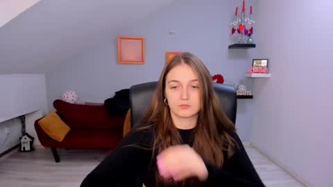 annewilsonn online show from February 16, 12:27 pm