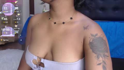 annie_scott_ online show from December 18, 10:36 pm