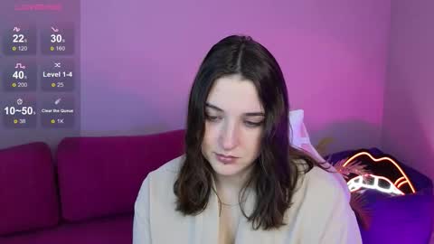 Annie online show from October 29, 1:21 am