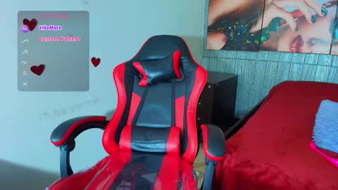 Anniee online show from March 19, 1:04 pm