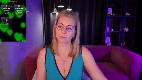 Annie online show from February 26, 5:46 am