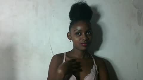 annistella online show from May 30, 11:00 pm