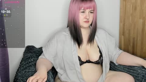 Snapshot of annnott chatting on December 30, 4:51 pm Ann online show from December 30, 4:51 pm