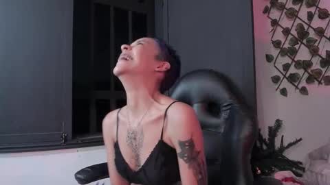 Anny online show from December 17, 4:27 am