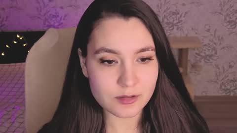 Annie online show from April 11, 4:07 am