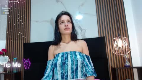 Anny online show from February 17, 6:50 pm