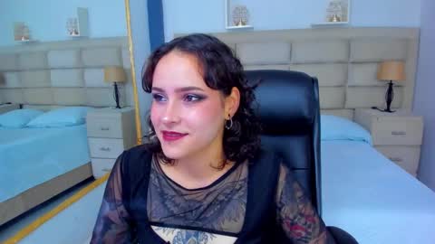 AnnyT online show from October 27, 9:09 pm