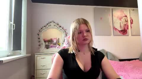 annyvibess online show from June 19, 3:48 pm