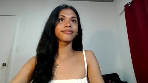 anok_yaii online show from October 26, 1:39 pm