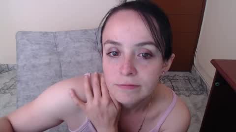 Snapshot of antara_girl chatting on January 6, 9:11 pm PAMELA online show from January 6, 9:11 pm