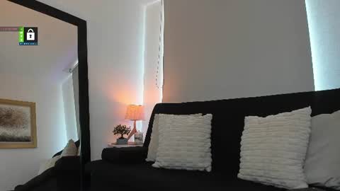 Antonella14Dominic online show from June 9, 9:25 pm