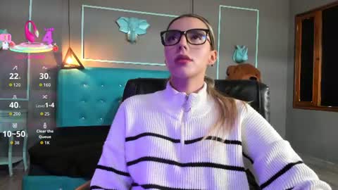 Valentina online show from July 20, 6:30 pm