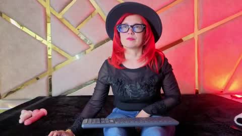   online show from June 4, 7:07 pm
