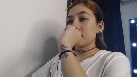 antonia0824 online show from February 21, 10:32 pm