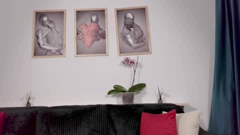 Antonia online show from March 24, 5:02 am