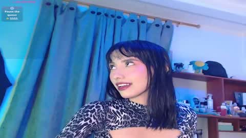 Any Loved online show from December 19, 4:56 am