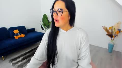 Anya online show from March 7, 7:59 am