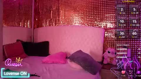 anya_sky_ online show from July 18, 6:28 am