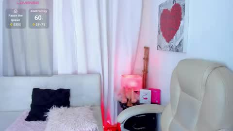 Snapshot of anyi_restrepo chatting on September 19, 12:26 pm Anyi online show from September 19, 12:26 pm