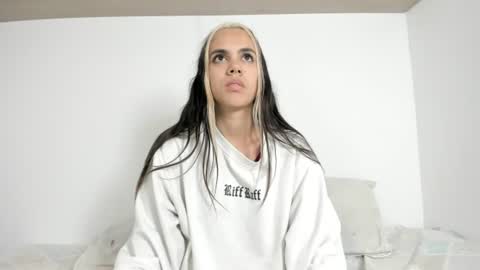 aphrodite_rosse online show from July 9, 8:06 am