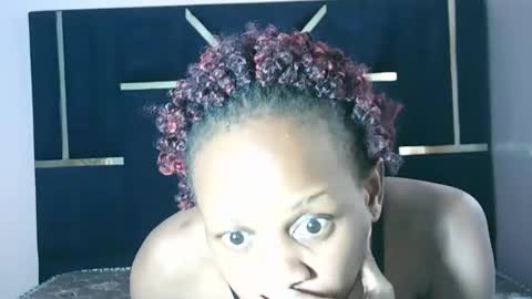 apple2561 online show from February 28, 9:31 am