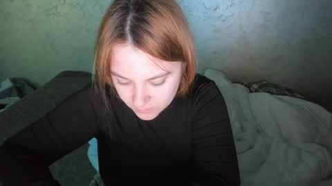 appleyummybuns online show from April 6, 11:44 am