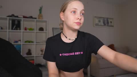  REYNA  next stream is 11h of Feb online show from March 26, 3:14 pm