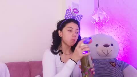   online show from October 28, 12:33 pm