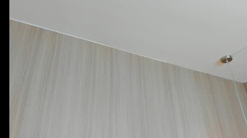       1430  2100 -5    online show from February 2, 12:02 pm