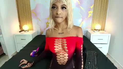 aprillross online show from March 8, 12:31 pm