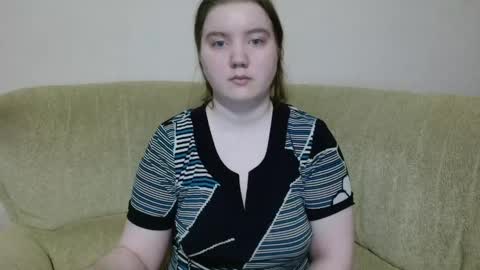 Josefin online show from June 9, 2:16 pm