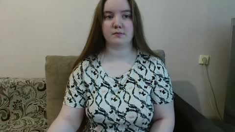 Josefin online show from June 3, 4:13 am